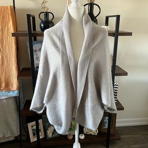 Vince Camuto Cocoon Gray Wrap/Vest